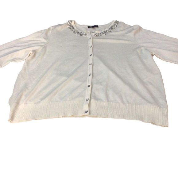Embellished White Cardigan Sweater - Picture 3 of 6